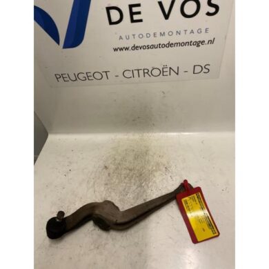Peugeot 309 1.4 Draagarm rechts-voor 1990