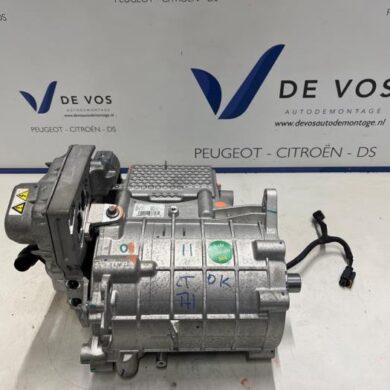 DS Automobiles DS7 Crossback 1.6 16V E-Tense 300 4x4 IMA motor 5G06 2025 1691078180