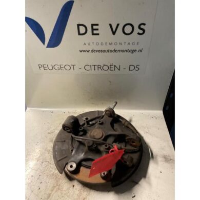 Peugeot 607 2.2 HDi 16V FAP Fusee rechts-achter 2002 334040