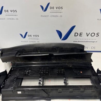 Opel Astra 1.6 Plug-in Hybrid Turbo 16V Luchtgeleider 2023 9823355180