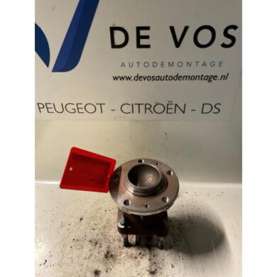 Citroen Jumpy 1.6 HDI 16V Rear hub 2007 374896