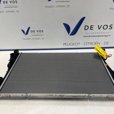 Peugeot 408  Radiator 5G07 2023 9845406480