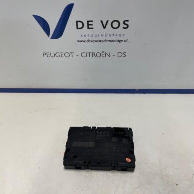 DS Automobiles DS7 Crossback 1.6 16V E-Tense 300 4x4 Draadloze oplader 2025 9838903680