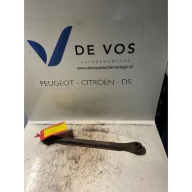 Peugeot 605 3.0 SV,Executive V6 24V Reactiestang rechts-achter 1999 331611