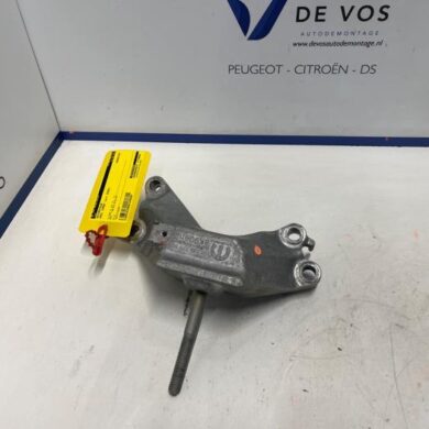 Opel Combo Combo-e Engine mount ZKU-ZK02 2025 9858377980