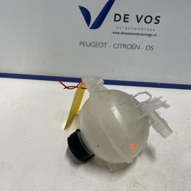 Peugeot 408  Expansion vessel 2023 9850533480