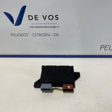 Peugeot 308 1.2 12V e-THP PureTech 130 Trekhaak Module 2018 9665524180-1606476180