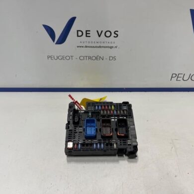 Citroen C4 Picasso 1.6 16V VTi 120 Zekeringkast 2013 9810296180-9674674880