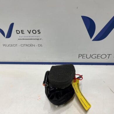 Opel Grandland X 1.2 Turbo 12V Gordelspanner rechts achter 2018 98094817XX