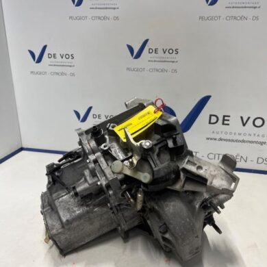 Opel Corsa 1.2 12V 100 Gearbox HNE-HN05 2021 9834798380-1636249880 20R103