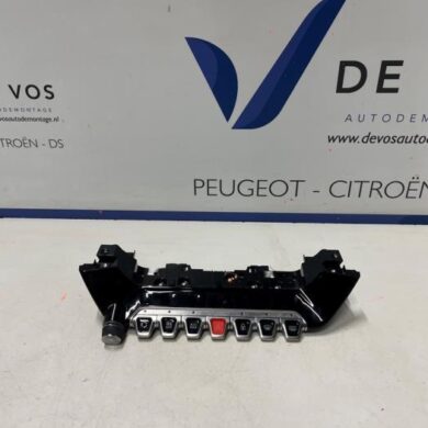 Peugeot 208 1.2 Vti 12V PureTech 100 Kachel Bedieningspaneel 2020 98432306XU