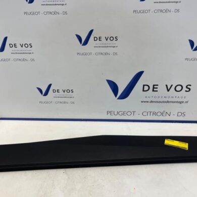 Peugeot 408  Portierlijst 2023 98407283XT