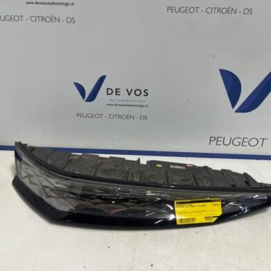 DS Automobiles DS7 Crossback 1.6 16V E-Tense 300 4x4 Achterlicht links 2025 9841320480