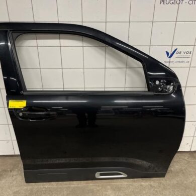 Citroen C4 Cactus 1.2 PureTech 110 12V Front door 4-door, right 2020 9821324480