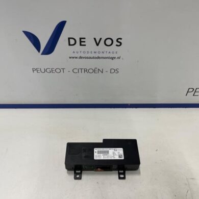 Citroen C4 Cactus 1.2 PureTech 110 12V Telefoon interface 2020 9828266180-9847654980