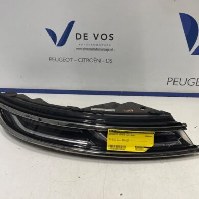 Citroen C4 Cactus 1.2 PureTech 110 12V Dagrijverlichting rechts 2020 9821287080