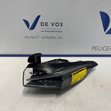 Peugeot 408  Taillight, right 2023 9835299380