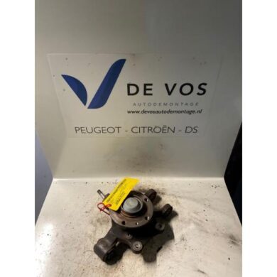 Peugeot 607 2.7 HDi V6 24V Knuckle, rear left 2009 374887-334041