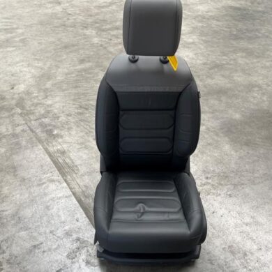 Peugeot 408 1.6 16V HYbrid 225 Stoel links 2022 9823967780-9838775080