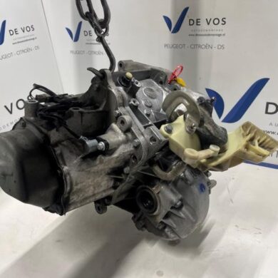 Citroen C3 1.2 12V e-THP PureTech 110 Versnellingsbak HNZ-HN01 2017 1612444380-1612447380 20ET26