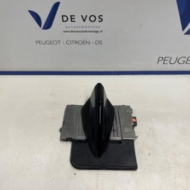 DS Automobiles DS7 Crossback 1.6 16V E-Tense 300 4x4 Antenne 2025 9860265180-1693236880-1696380780