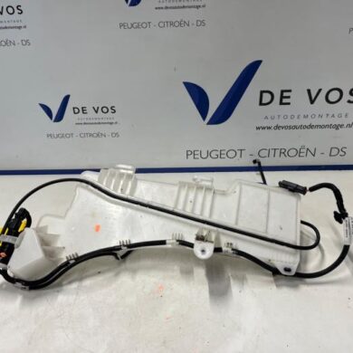 Citroen C5 Aircross 1.6 Hybrid 225 16V Ruitensproeiertank voor 2022 9826400780