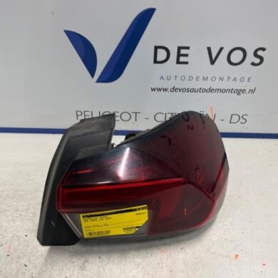 Opel Corsa 1.2 Turbo 12V 100 Achterlicht rechts 2020 9829317280