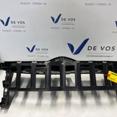 Citroen C5 Aircross 1.6 Hybrid 225 16V Frontpaneel 2022 98498502XT
