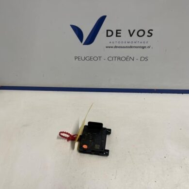 Peugeot 408 1.6 16V HYbrid 225 Sensor (overige) 2022 1685407480-9844452180-1691096480