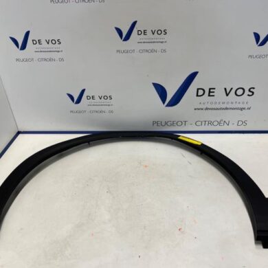 Peugeot 408  Wheel arch strip 2023 98384342XT