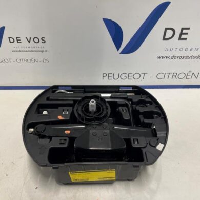 Peugeot 208  Krik 2020 672594