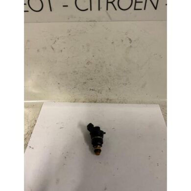 Peugeot 406  Injector (benzine injectie) XFZ 1999 1984A3