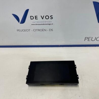 Peugeot 308 1.2 12V e-THP PureTech 130 Interior display HNS-HN05 2018 9836623980-9824298580