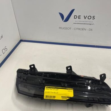 Peugeot 408 1.6 16V HYbrid 225 Tageslicht links 2022 9835230980