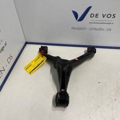 DS Automobiles DS7 Crossback 1.6 16V E-Tense 300 4x4 Draagarm links-achter 2025 9824743180