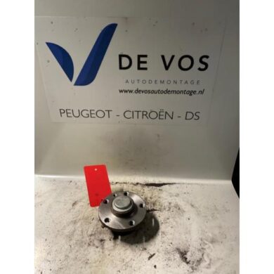 Citroen C8 2.0 HDi 16V Rear hub 2007 335071