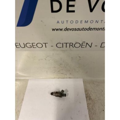 Citroen Saxo 1.4i SX,VSX Injector (benzine injectie) KFX 1997 198496