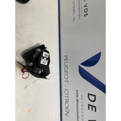 DS Automobiles DS7 Crossback 1.6 16V E-Tense 300 4x4 Gordelspanner rechts achter 2025 98158613XX