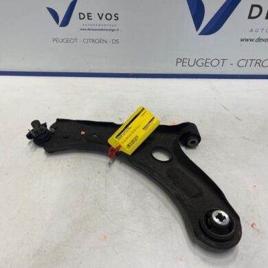 Peugeot 208  Draagarm links-voor 2020 9857903080