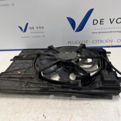 Peugeot 308 1.6 HDi 115 Cooling fan housing 2015 9806313580-9836638080