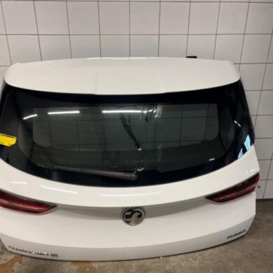 Opel Grandland X 1.2 Turbo 12V Tailgate 2018 YP00024780