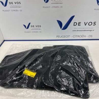 Peugeot 408  Matten Set 2023 98451081ZD
