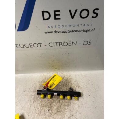 Peugeot 207 1.6 HDiF 16V Galerij (Injectie) 9HR 2010 1570P7