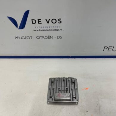 Citroen C5 Aircross 1.2 e-THP PureTech 130 Computer lighting module 2023 1686455680
