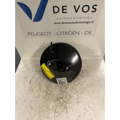 Peugeot 208 1.2 Vti 12V PureTech 82 Rembekrachtiger HM01-HMZHM01 2013 4535EK