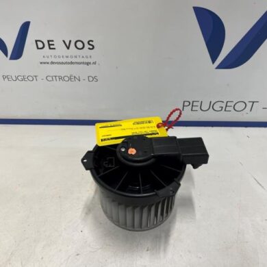 Peugeot iOn iOn Heating and ventilation fan motor 2015 6441FC