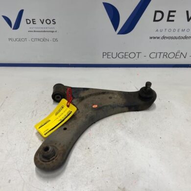 Peugeot iOn iOn Front wishbone, right 2015 3521V6