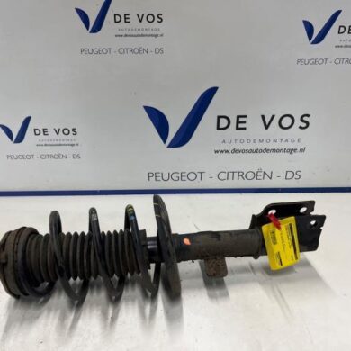Citroen C5 Aircross 1.2 e-THP PureTech 130 Front shock absorber rod, right 2023 9833696780