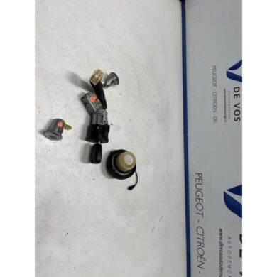 Peugeot 107 1.0 12V Slotenset 2010 1608745780-4162FH