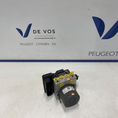 Peugeot 5008 1.2 12V e-THP PureTech 130 ABS Pomp HNS-HN05 2019 9832278080-1647872880